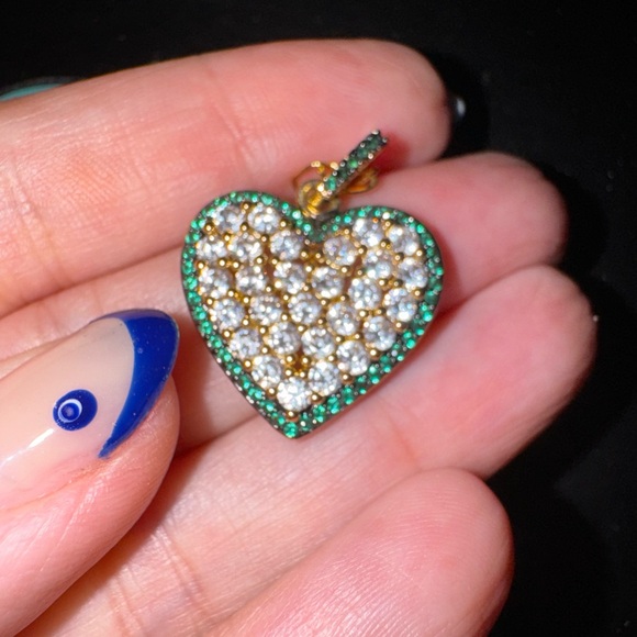 Tova Malibu green heart necklace - Picture 6 of 6